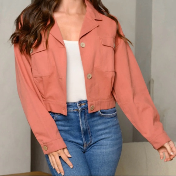 crop denim jacket/ Medium fit - Picture 3 of 4